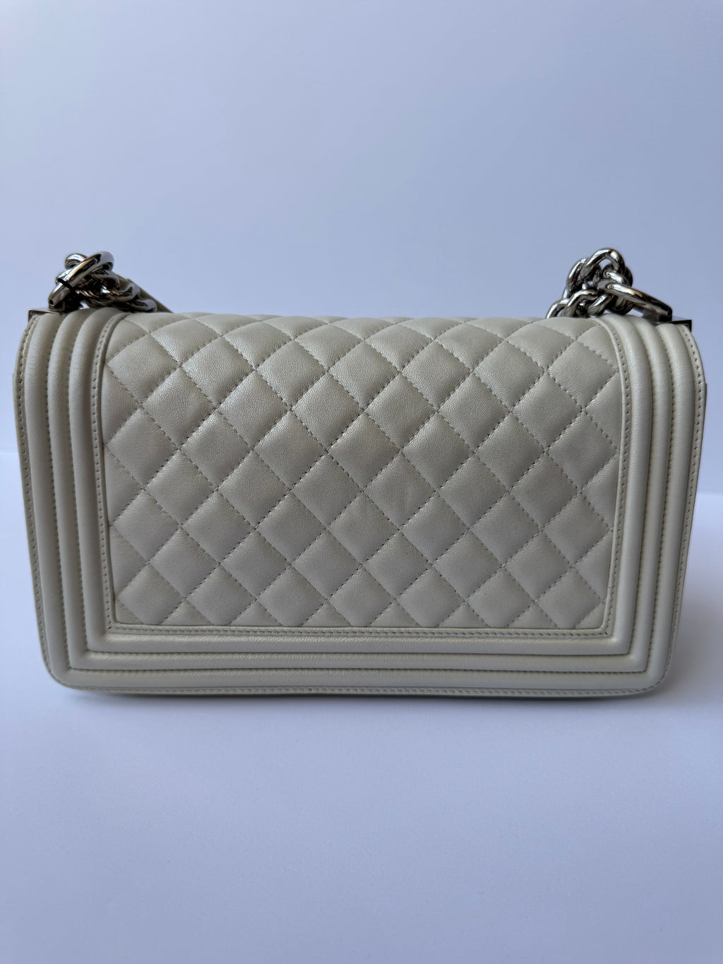 Chanel Boy Bag Medium — White Pearlescent
