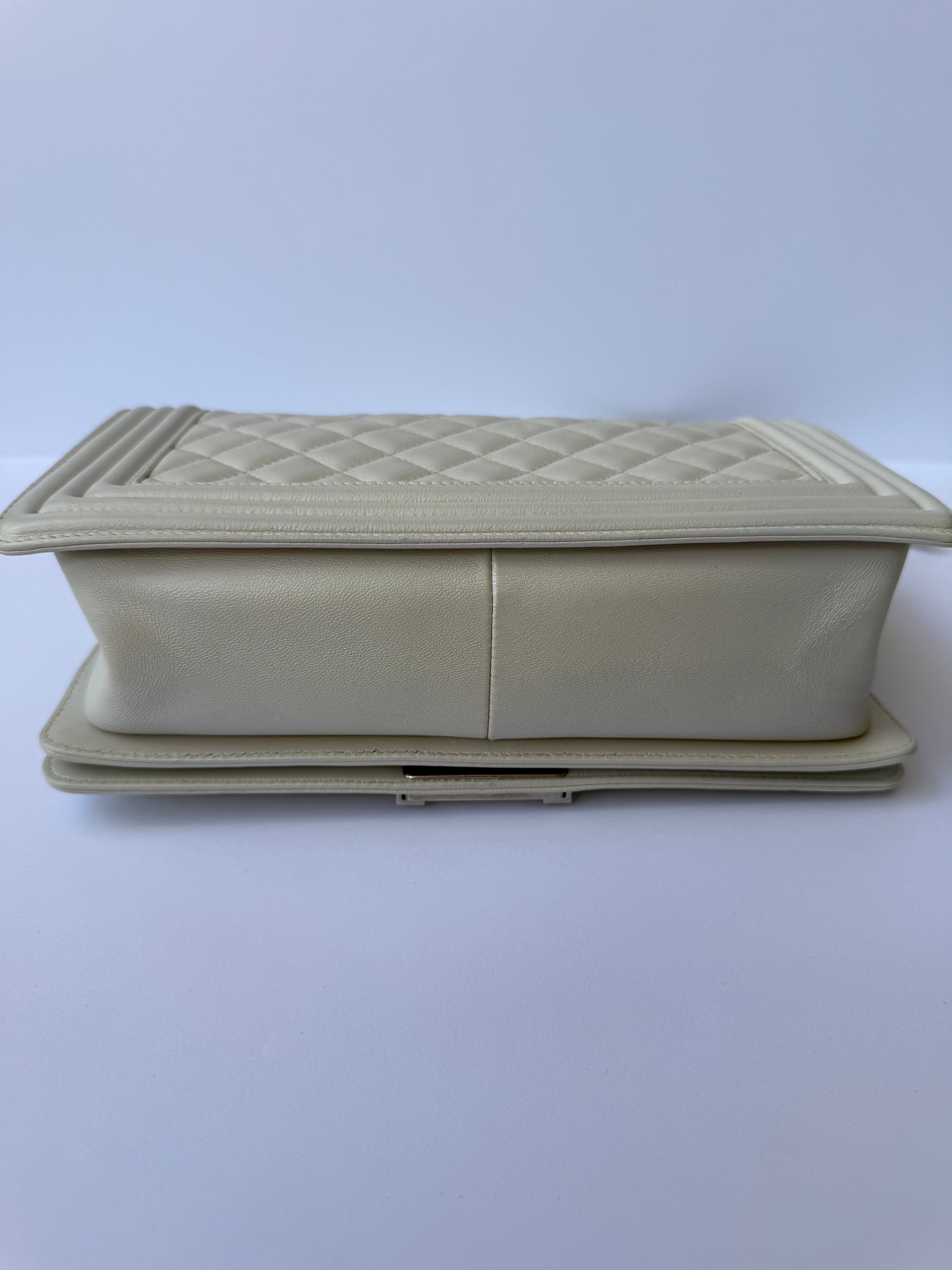 Chanel Boy Bag Medium — White Pearlescent