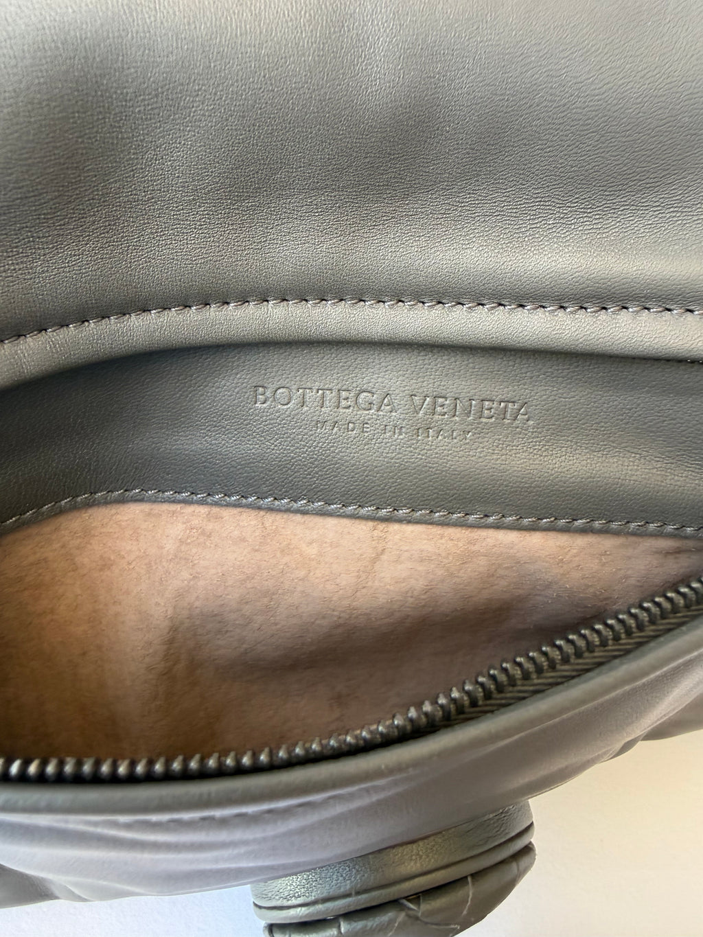 Bottega Veneta Turn Lock Clutch in Olive/Grey