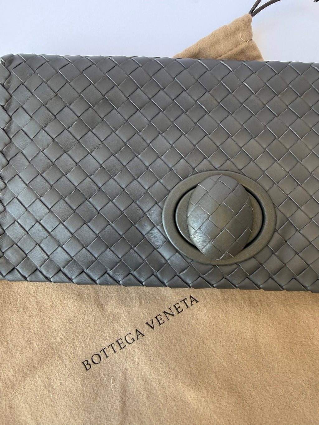 Bottega Veneta Turn Lock Clutch in Olive/Grey