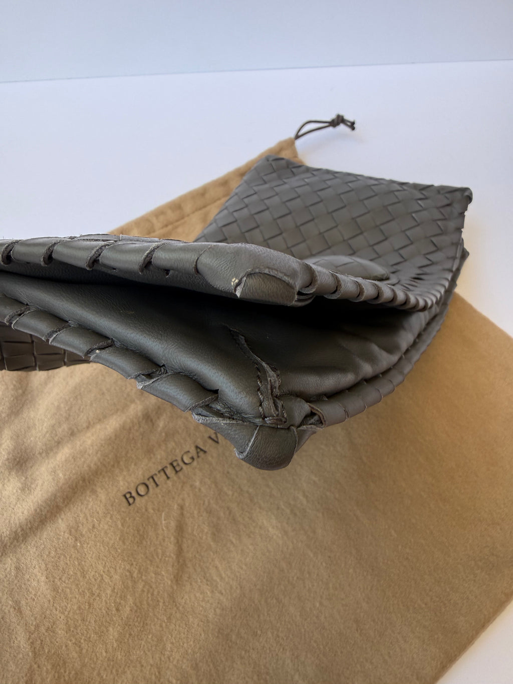 Bottega Veneta Turn Lock Clutch in Olive/Grey