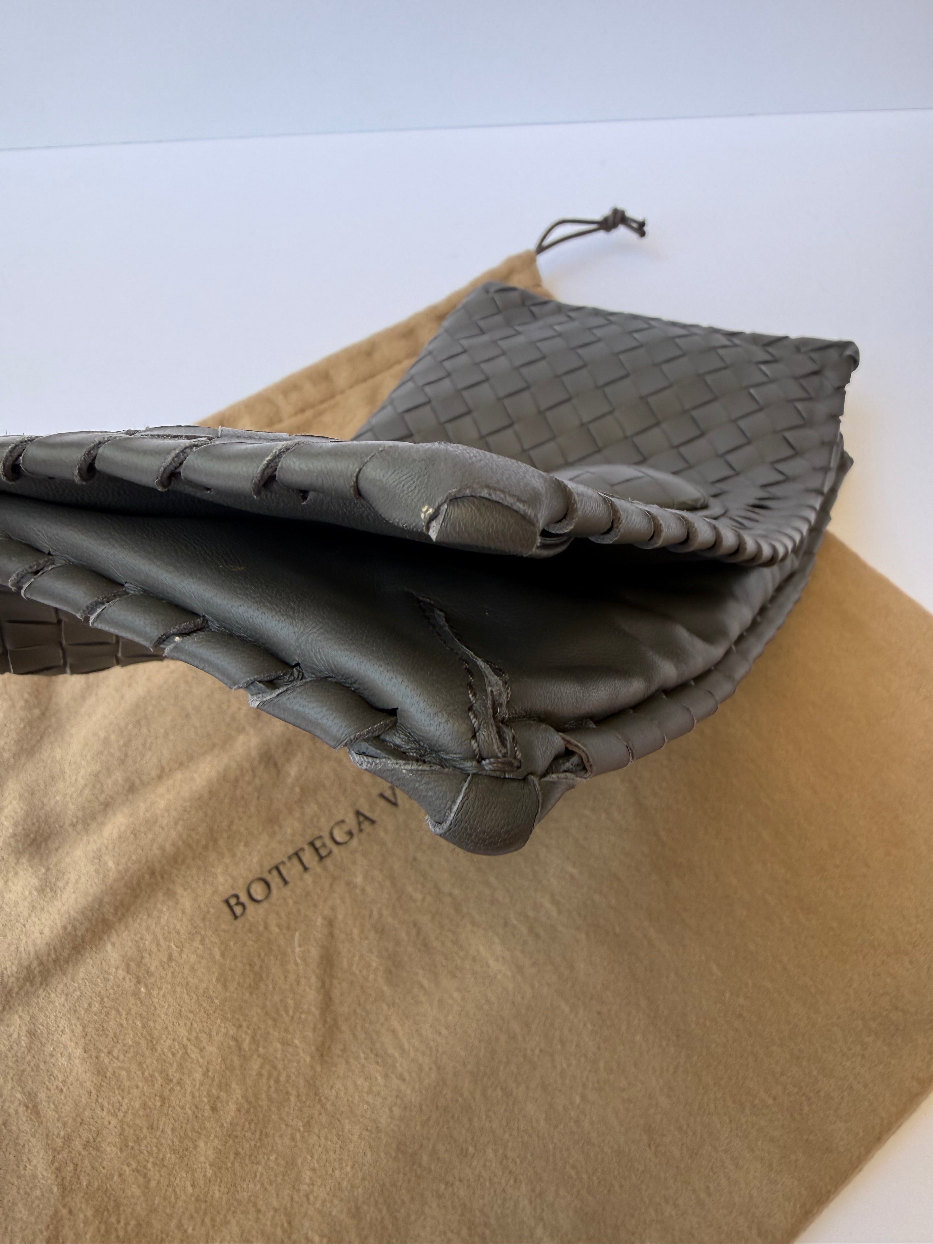 Bottega Veneta Turn Lock Clutch in Olive/Grey