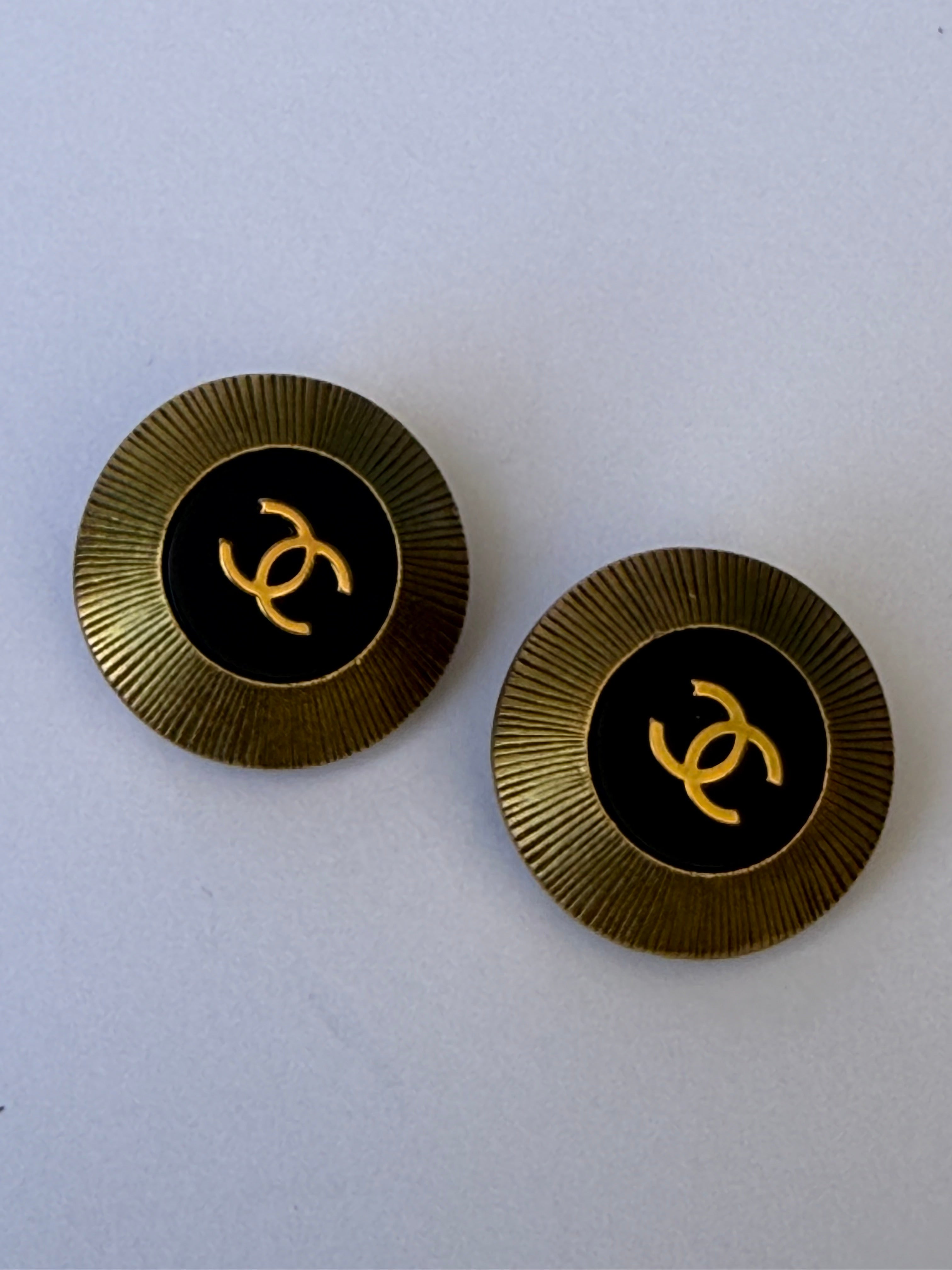 Vintage Chanel Black Enamel CC Clip-On Earrings