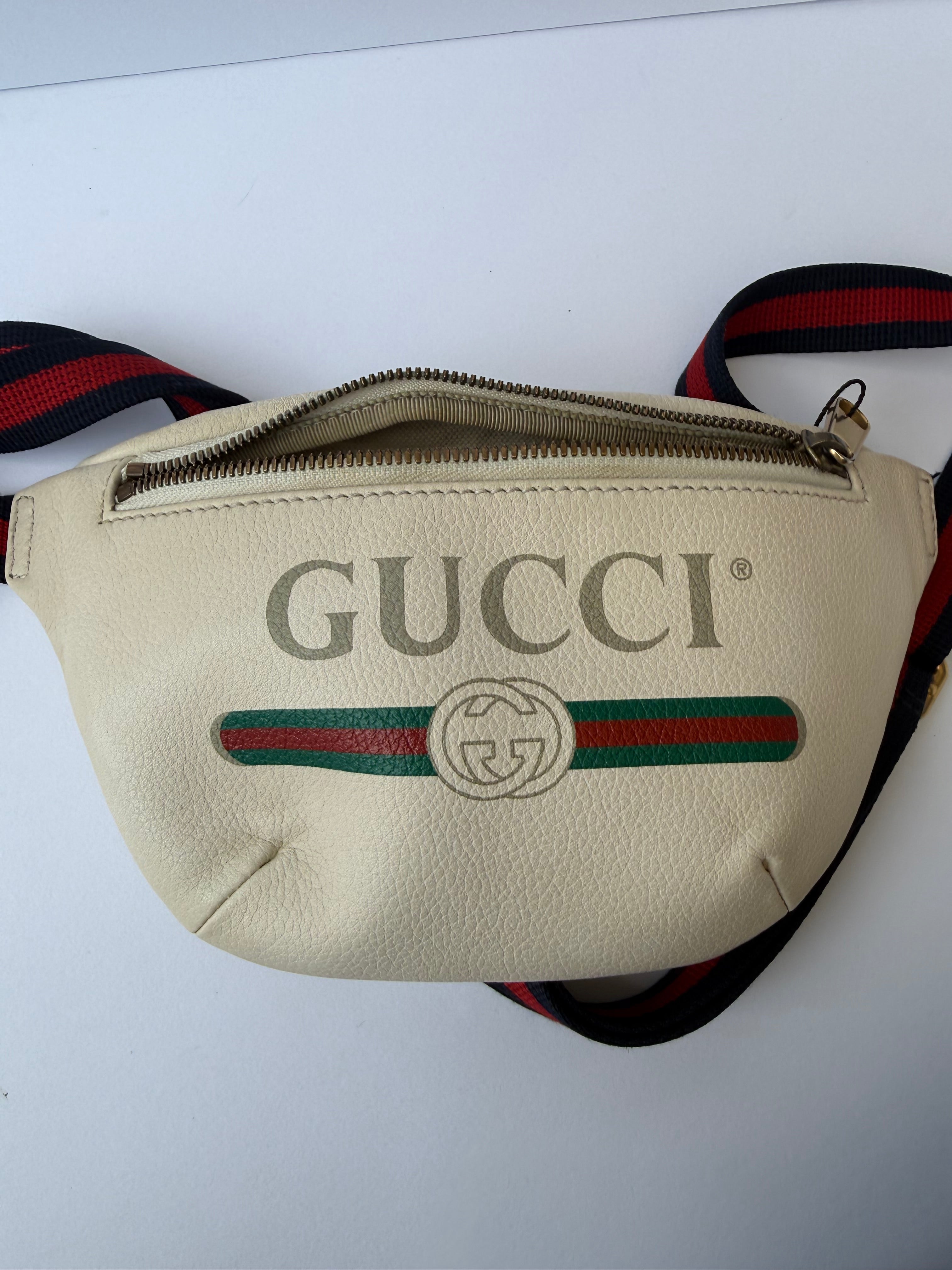 Gucci Grained Leather Logo Belt Bag in Cream