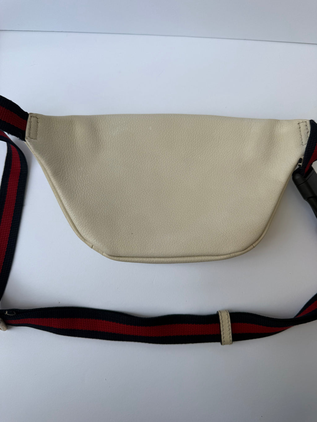 Gucci Grained Leather Logo Belt Bag in Cream