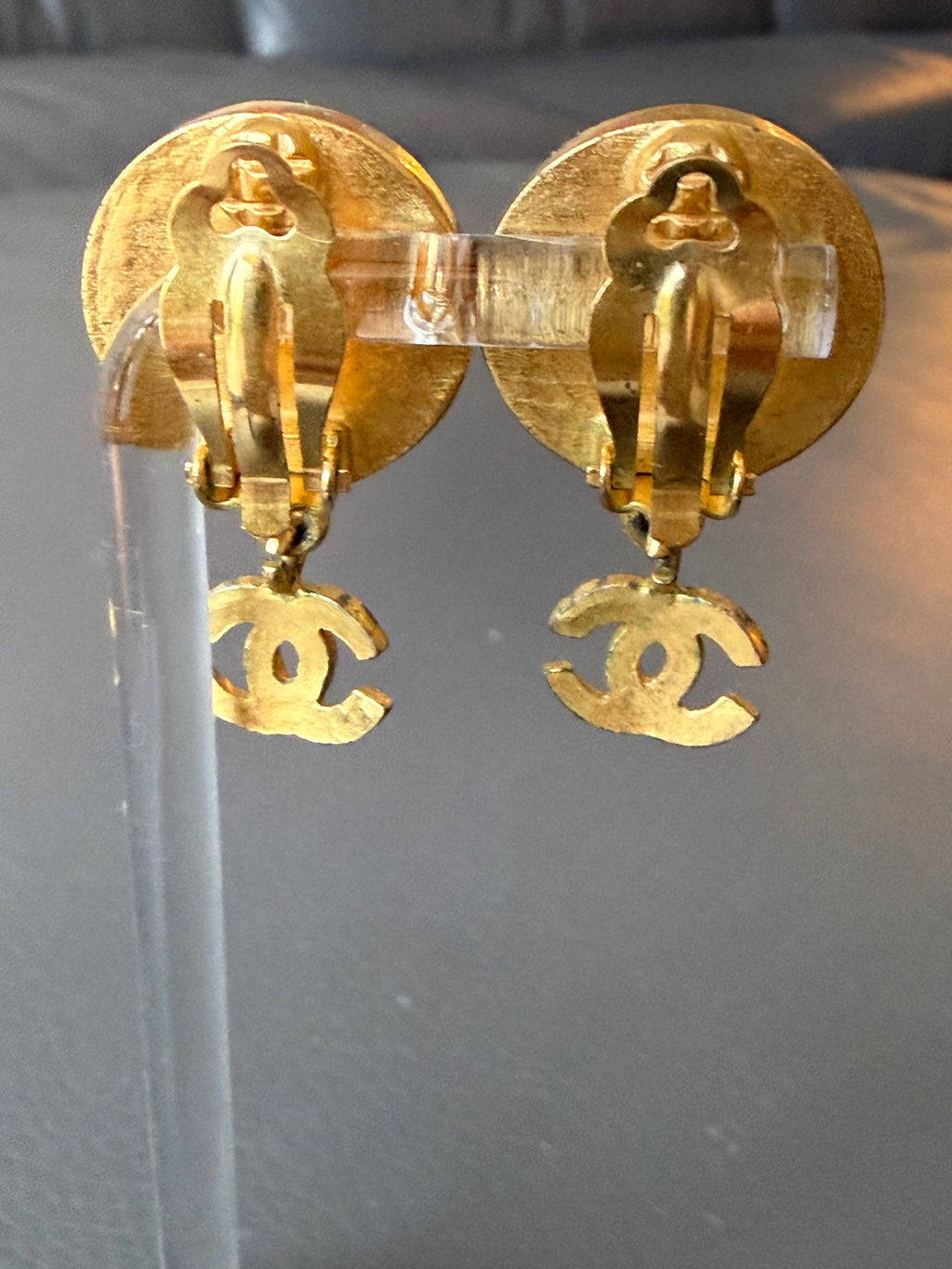 Vintage Chanel Gold Plated Mother of Pearl CC Dangle Clip-On Earrings — 95A