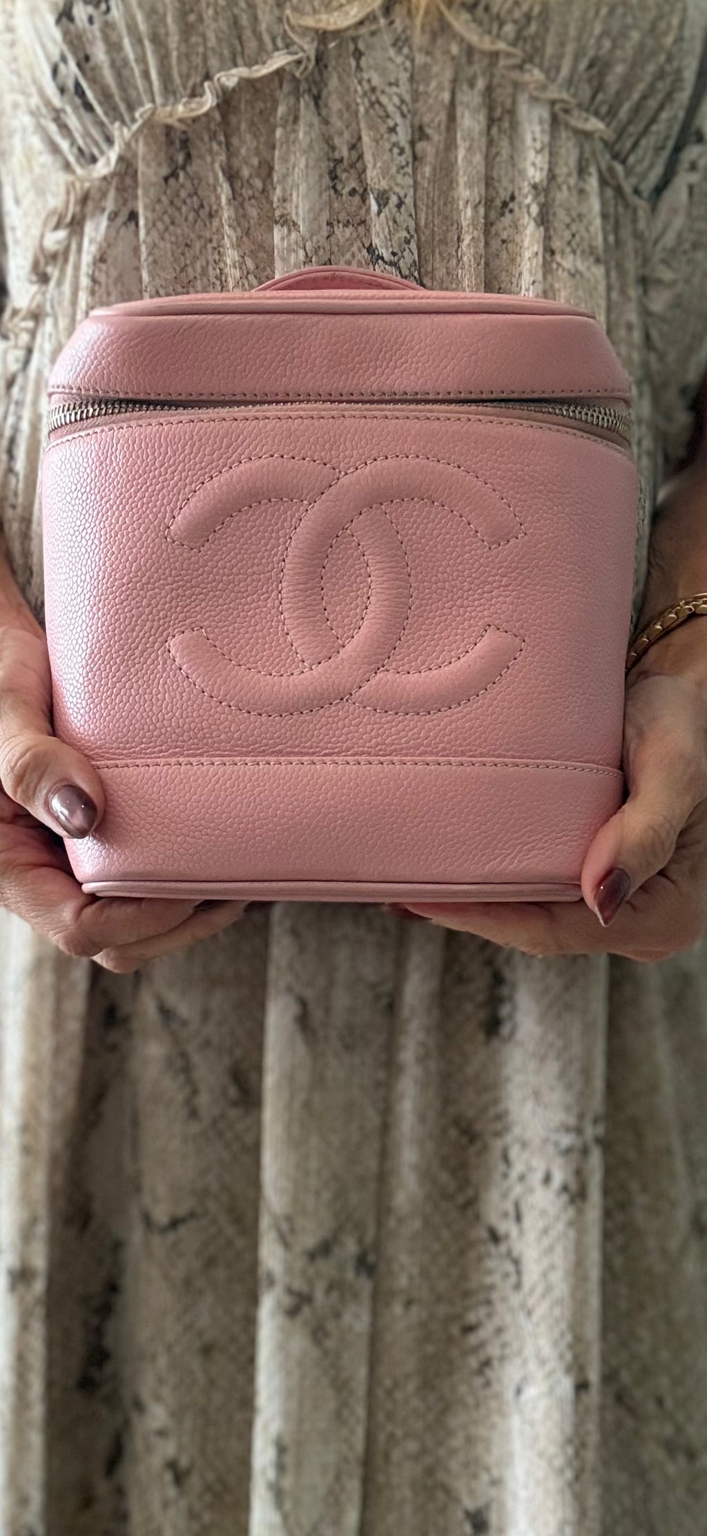 Chanel Vintage Timeless Vanity Case in Pink Caviar Leather