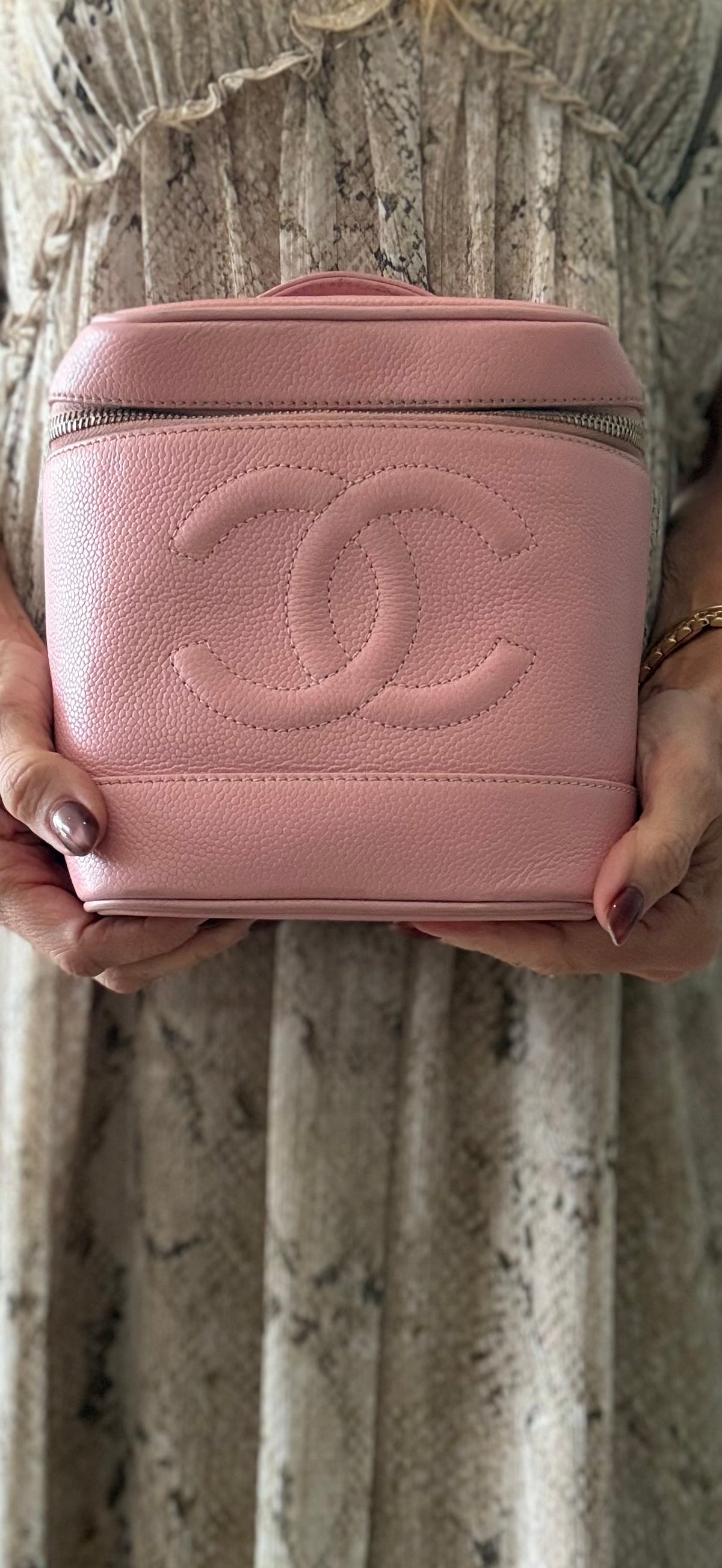 Chanel Vintage Timeless Vanity Case in Pink Caviar Leather